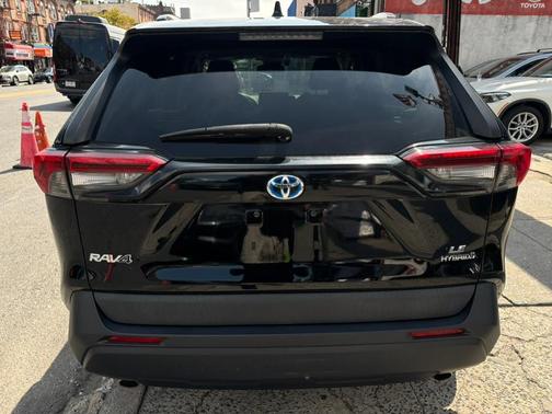 2019 Toyota RAV4 Hybrid LE