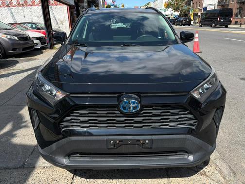 2019 Toyota RAV4 Hybrid LE