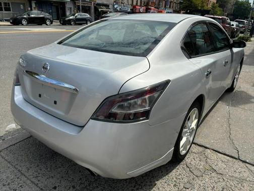 2013 Nissan Maxima SV