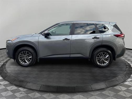Gun Metallic 2023 Nissan Rogue S