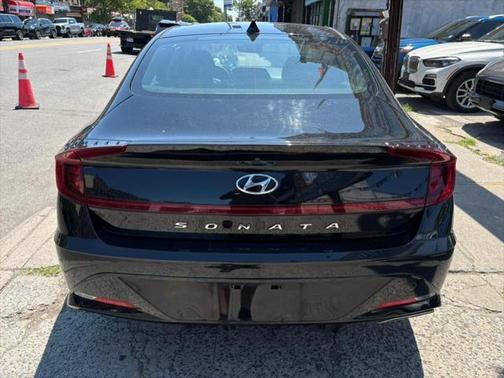 2022 Hyundai SONATA SEL