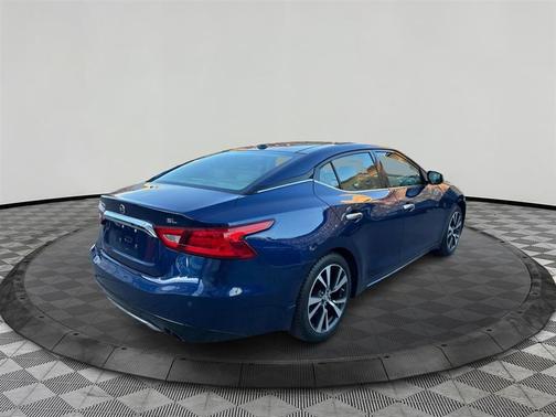 Deep Blue Pearl 2017 Nissan Maxima 3.5 SL