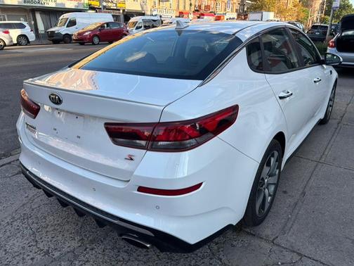 2020 Kia Optima LX