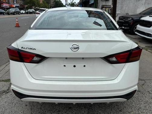 2021 Nissan Altima S FWD