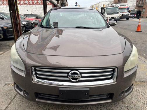 2012 Nissan Maxima SV