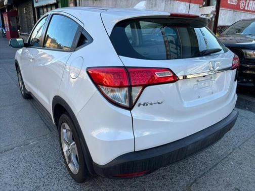 2021 Honda HR-V LX