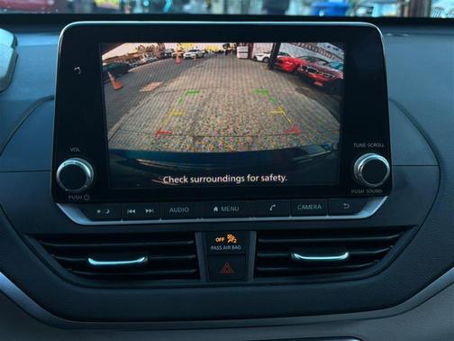 2021 Nissan Altima 2.5 SV