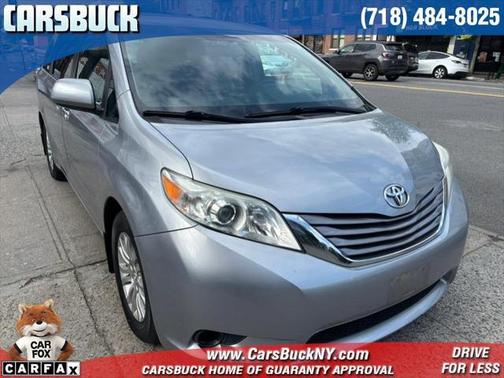 2017 Toyota Sienna XLE Premium