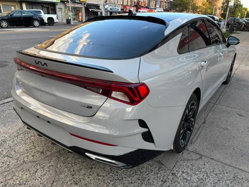 2022 Kia K5 GT-Line
