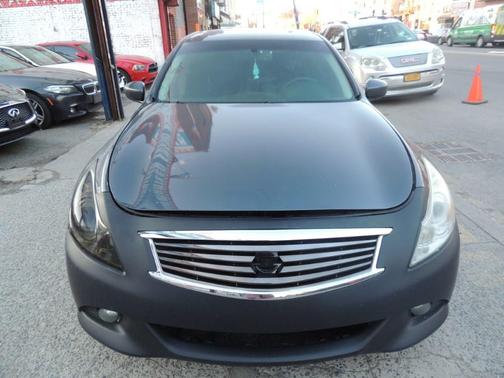2010 INFINITI G37x Base