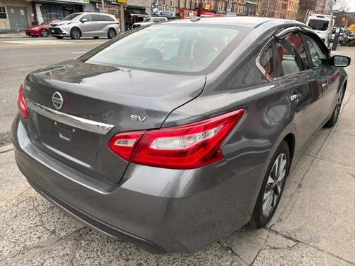 2017 Nissan Altima 2.5 SV