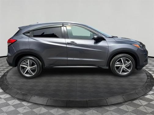 Modern Steel Metallic 2021 Honda HR-V EX