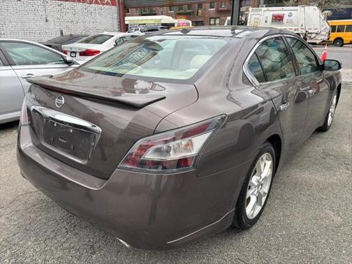 2013 Nissan Maxima SV