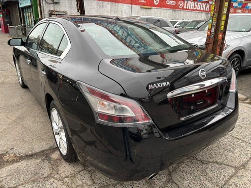 2012 Nissan Maxima SV