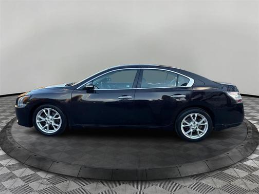 Super Black 2014 Nissan Maxima SV