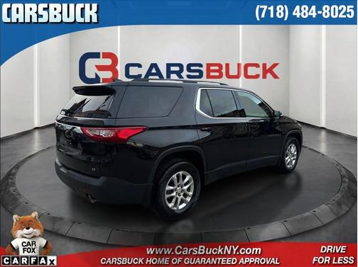 Mosaic Black Metallic 2020 Chevrolet Traverse LT Cloth