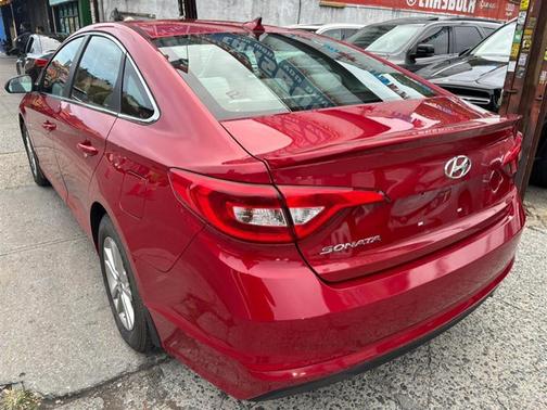 2017 Hyundai SONATA SE