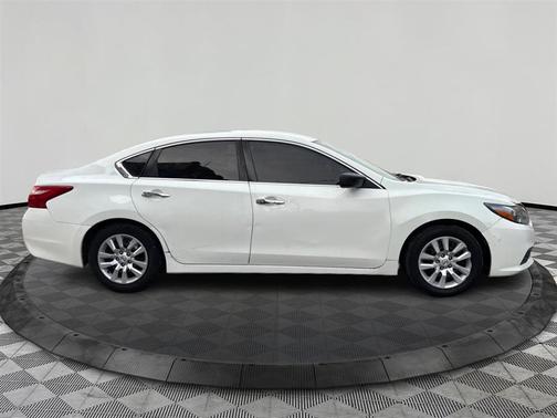 2017 Nissan Altima 2.5 SR