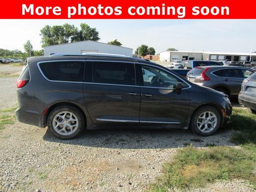 2019 Chrysler Pacifica Touring-L Plus