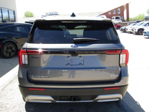 Gray Metallic 2025 Ford Explorer Platinum