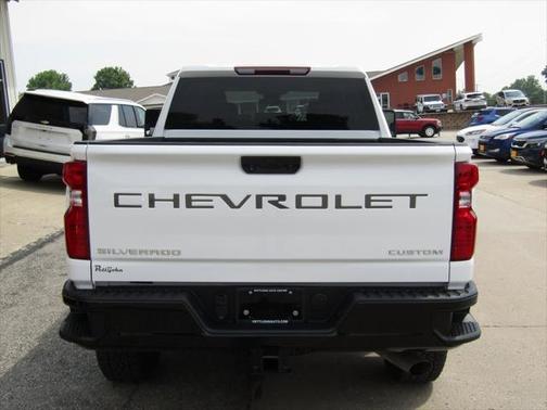 2024 Chevrolet Silverado 2500 Custom