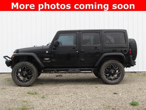 Black Clearcoat 2015 Jeep Wrangler Unlimited Sahara