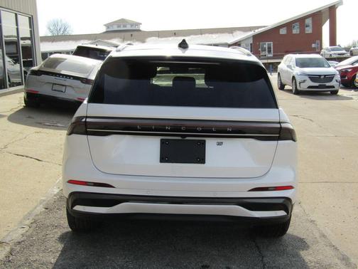 2026 Lincoln Nautilus Reserve