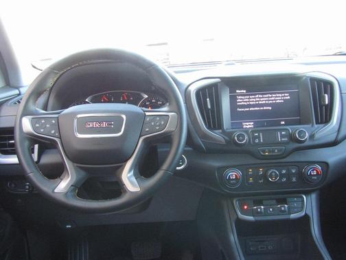 2024 GMC Terrain AWD AT4