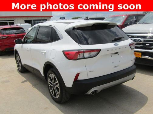Oxford White 2022 Ford Escape SEL