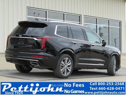 Photo 3 of 42 of 2020 Cadillac XT6 Premium Luxury AWD