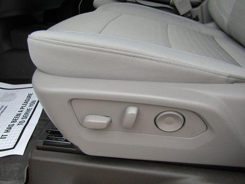 2025 GMC Sierra 2500 SLE