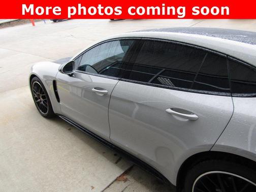 2018 Porsche Panamera 4S