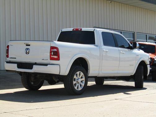 2022 RAM 2500 Laramie Crew Cab 4x4 6'4' Box