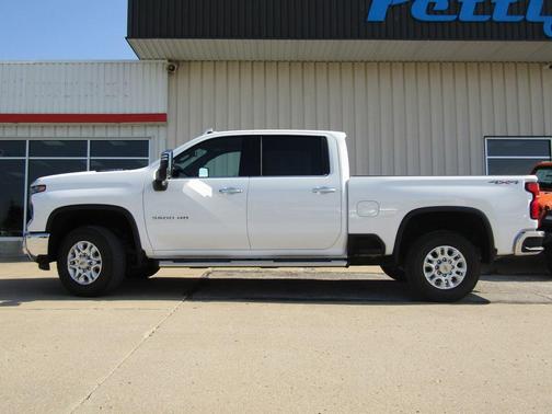 2025 Chevrolet Silverado 3500 LTZ