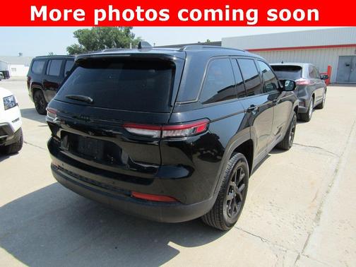 2024 Jeep Grand Cherokee Altitude