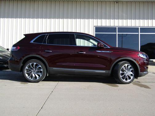 2023 Lincoln Nautilus Reserve