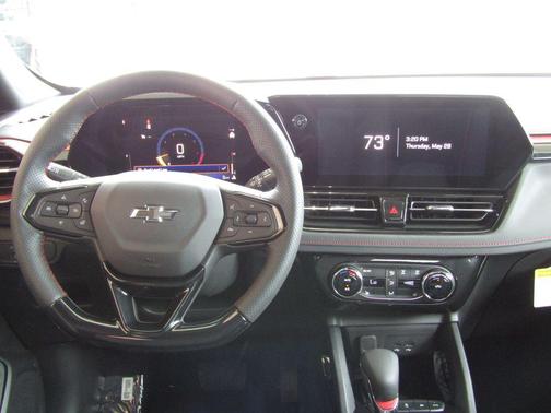 Mosaic Black Metallic 2026 Chevrolet Trailblazer RS