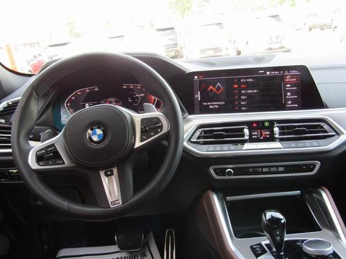 2023 BMW X6 xDrive40i