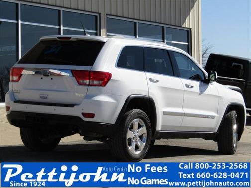 Bright White Clearcoat 2013 Jeep Grand Cherokee Laredo