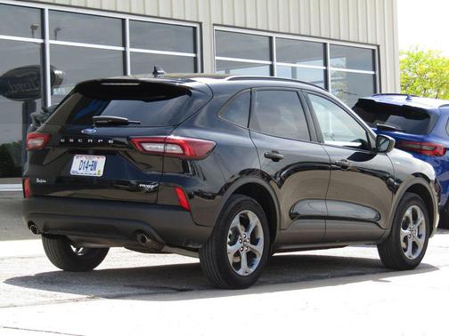 Black Metallic 2025 Ford Escape ST-Line