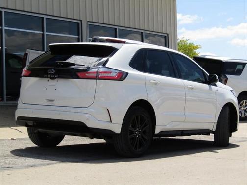 2023 Ford Edge ST Line