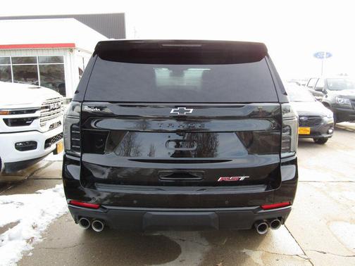 2025 Chevrolet Tahoe RST