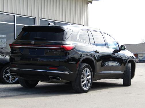 2025 Buick Enclave Preferred FWD