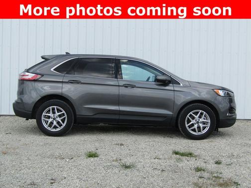 Carbonized Gray Metallic 2023 Ford Edge SEL