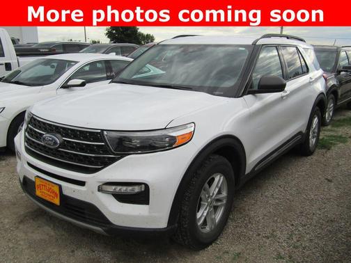 Oxford White 2023 Ford Explorer XLT