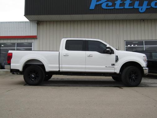 Star White Metallic Tri-Coat 2022 Ford F-250 Lariat