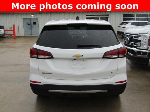 Iridescent Pearl Tricoat 2024 Chevrolet Equinox 1LT