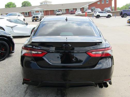 Midnight Black Metallic 2024 Toyota Camry SE