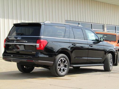 2023 Ford Expedition Max XL
