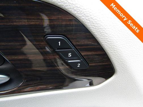 Granite Crystal Metallic Clearcoat 2023 Chrysler Pacifica Limited
